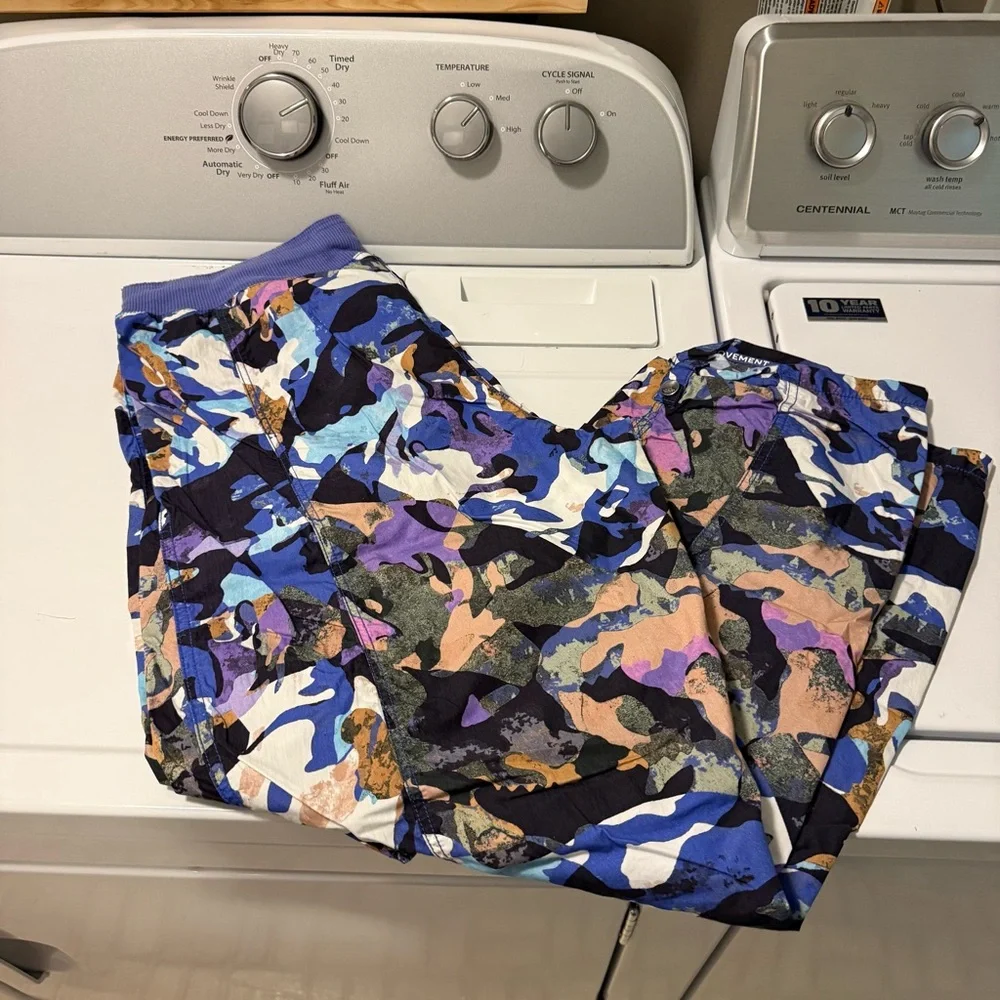 Free People Movement funky patterned cargo pants - Picture 2 of 9